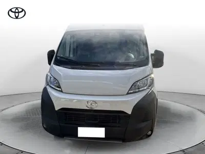 Toyota Proace Max Furgone Max 35 2.2d 140cv L2H1 Business nuova a Curno