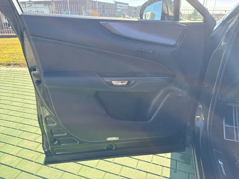 Lexus NX usata a Bergamo (16)