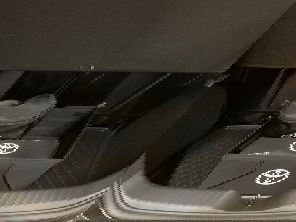 Toyota Aygo X nuova a Bergamo (8)