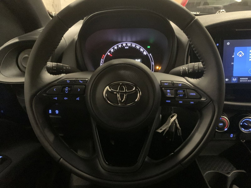 Toyota Aygo X nuova a Bergamo (15)