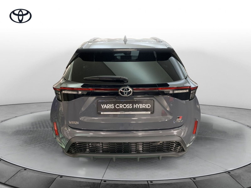 Toyota Yaris Cross nuova a Bergamo (5)