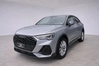Audi Q3 Sportback 45 TFSI e S tronic Business Plus del 2023 usata a Martina Franca