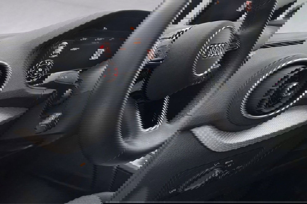 Audi Q2 usata a Taranto (7)