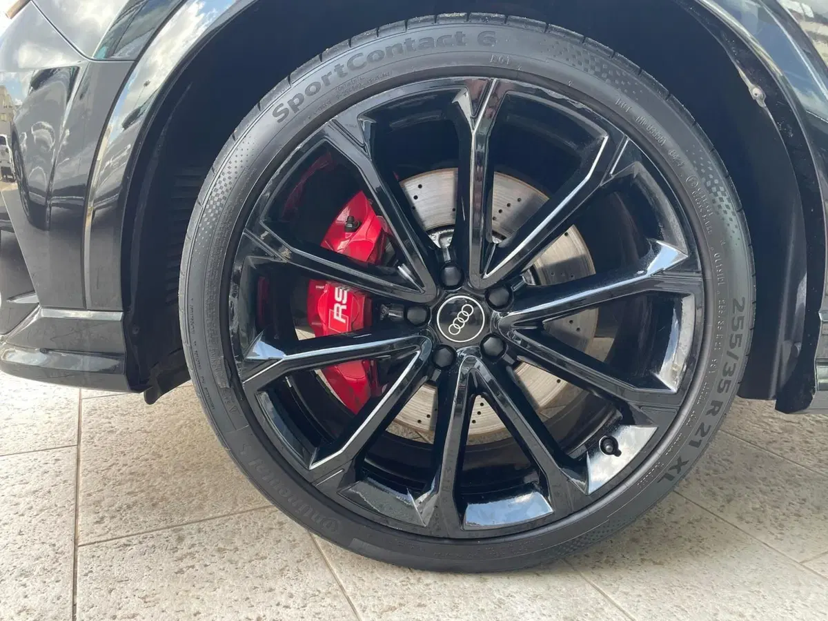 Audi RS Q3 Sportback usata a Taranto (10)