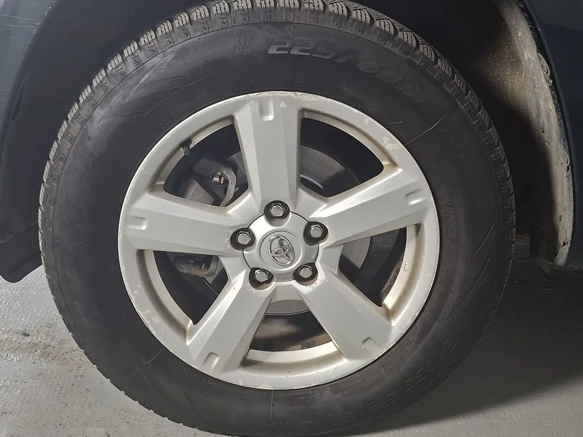 Toyota Rav4 usata a Cremona (6)