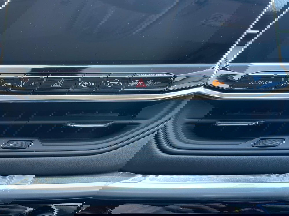 Jeep Compass nuova a Ancona (12)