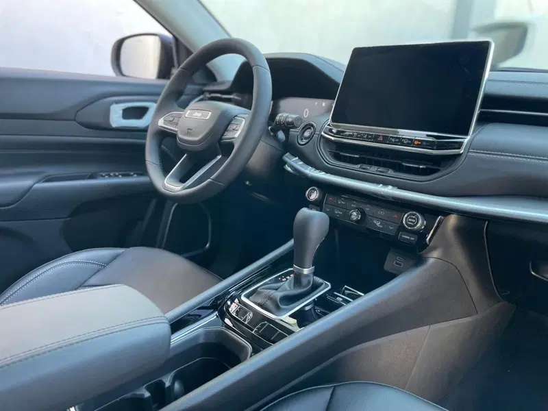 Jeep Compass nuova a Ancona (14)