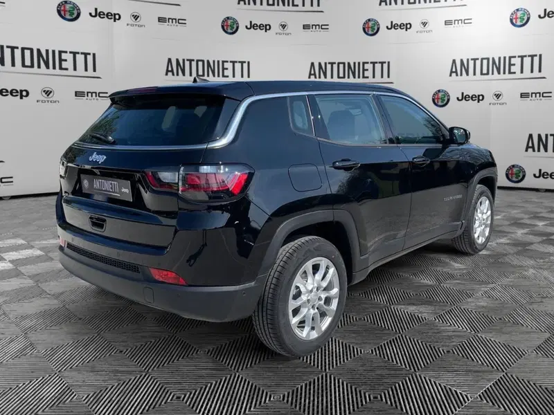 Jeep Compass nuova a Ancona (5)