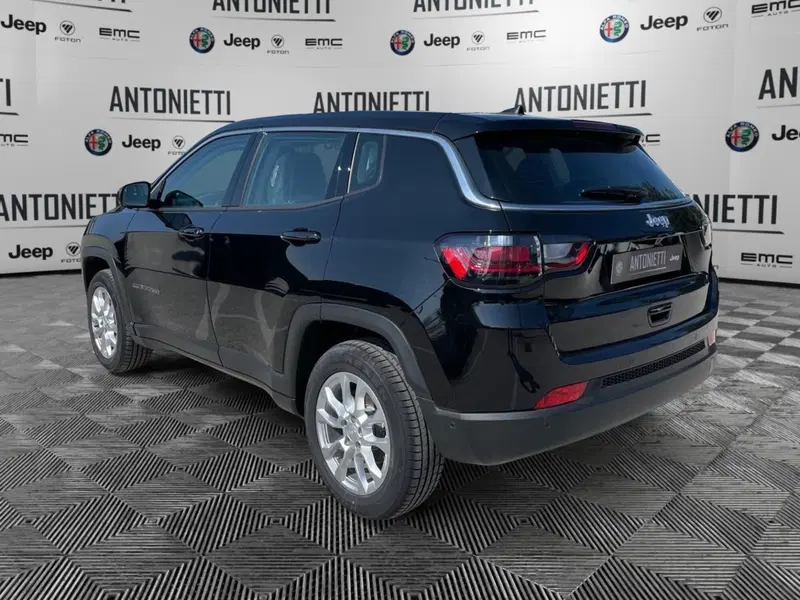 Jeep Compass nuova a Ancona (6)
