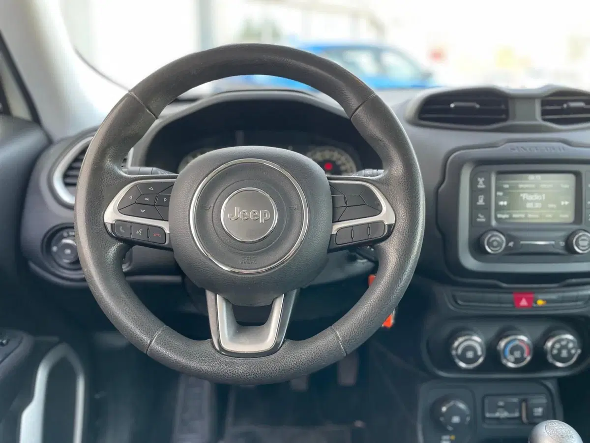Jeep Renegade usata a Ancona (11)