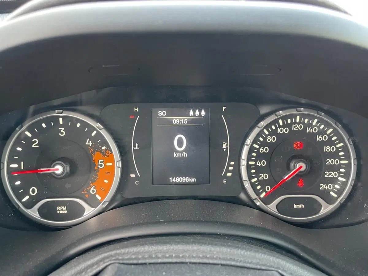 Jeep Renegade usata a Ancona (12)