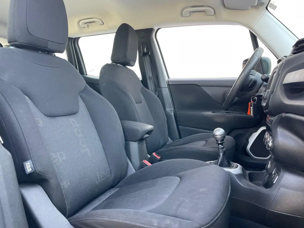 Jeep Renegade usata a Ancona (14)