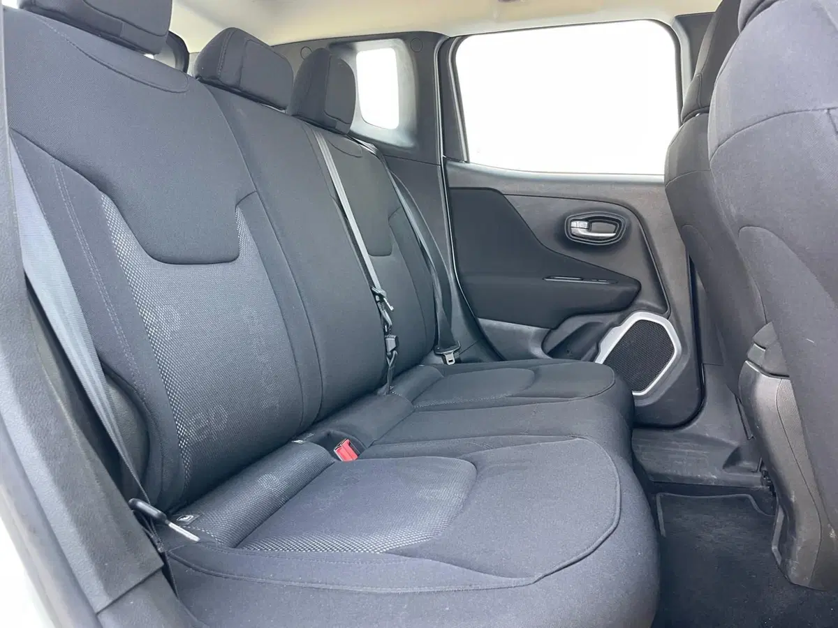 Jeep Renegade usata a Ancona (16)