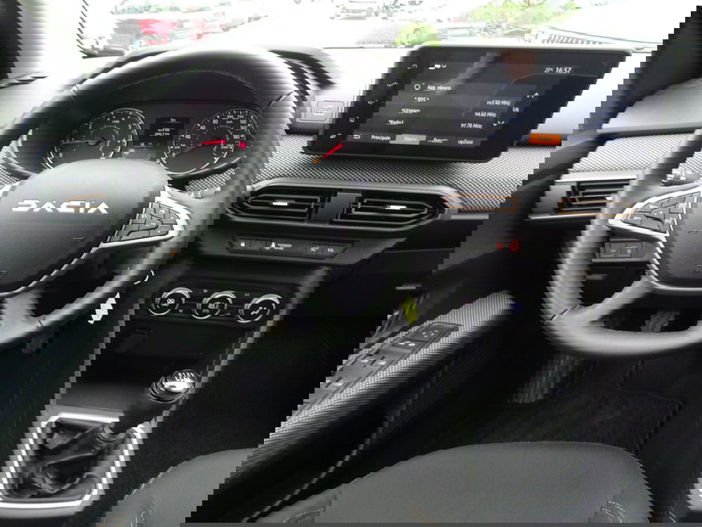 Dacia Sandero Stepway usata a Venezia (12)