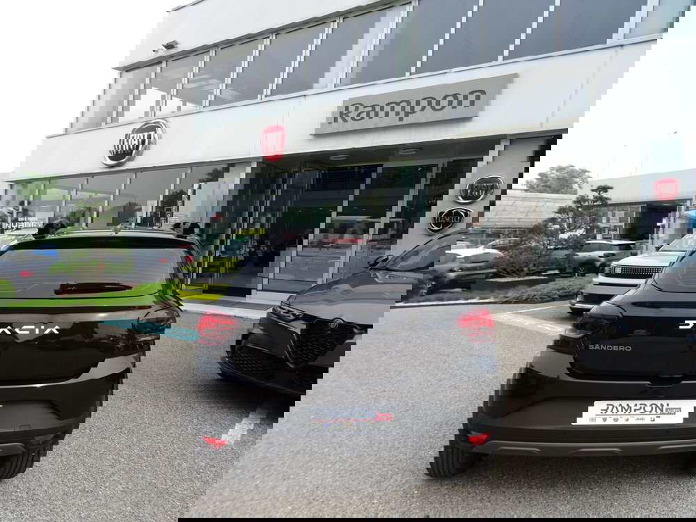 Dacia Sandero Stepway usata a Venezia (4)