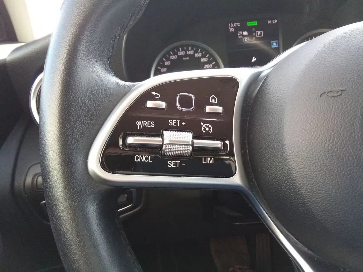 Mercedes-Benz GLC SUV usata a Rimini (10)