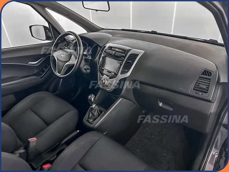 Hyundai ix20 usata a Milano (12)