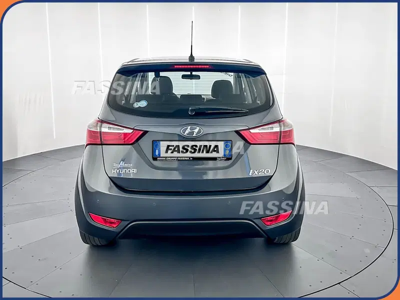 Hyundai ix20 usata a Milano (5)
