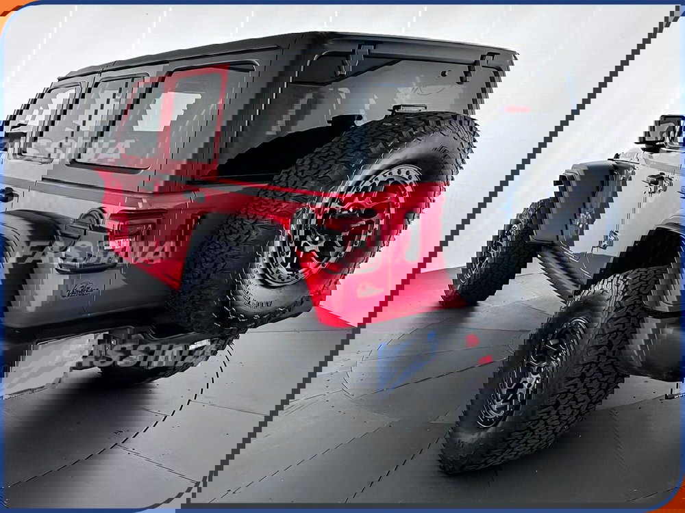 Jeep Wrangler Unlimited usata a Milano (4)