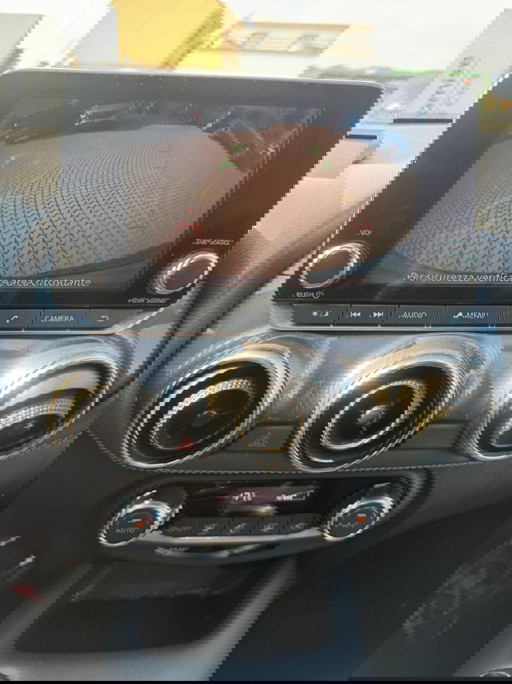 Nissan Juke usata a Massa-Carrara (14)