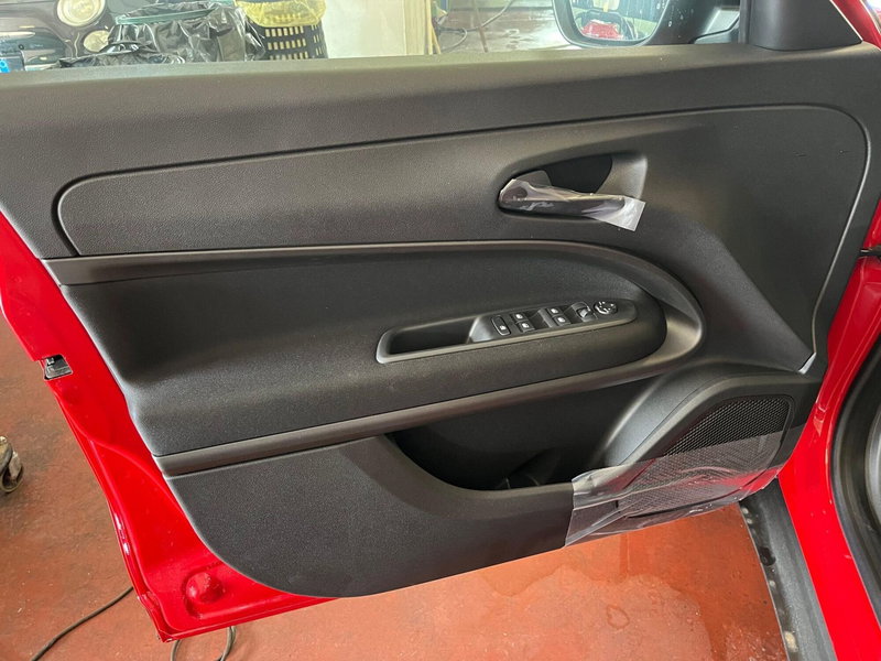 Fiat 600 nuova a Lucca (9)