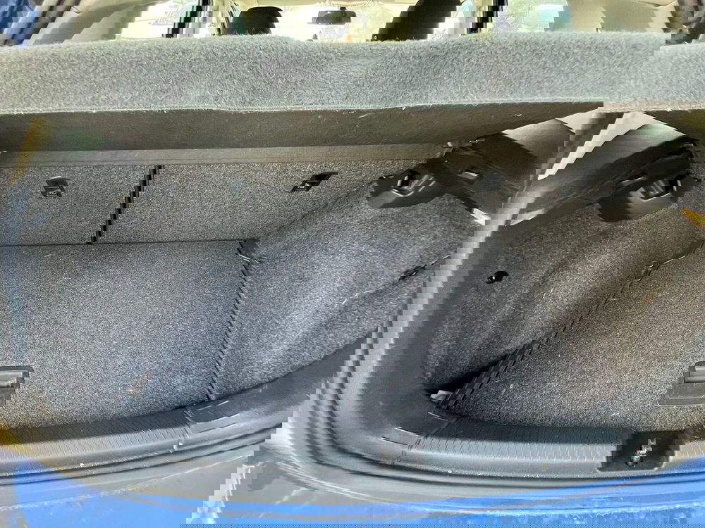 Volkswagen Polo usata a Massa-Carrara (10)