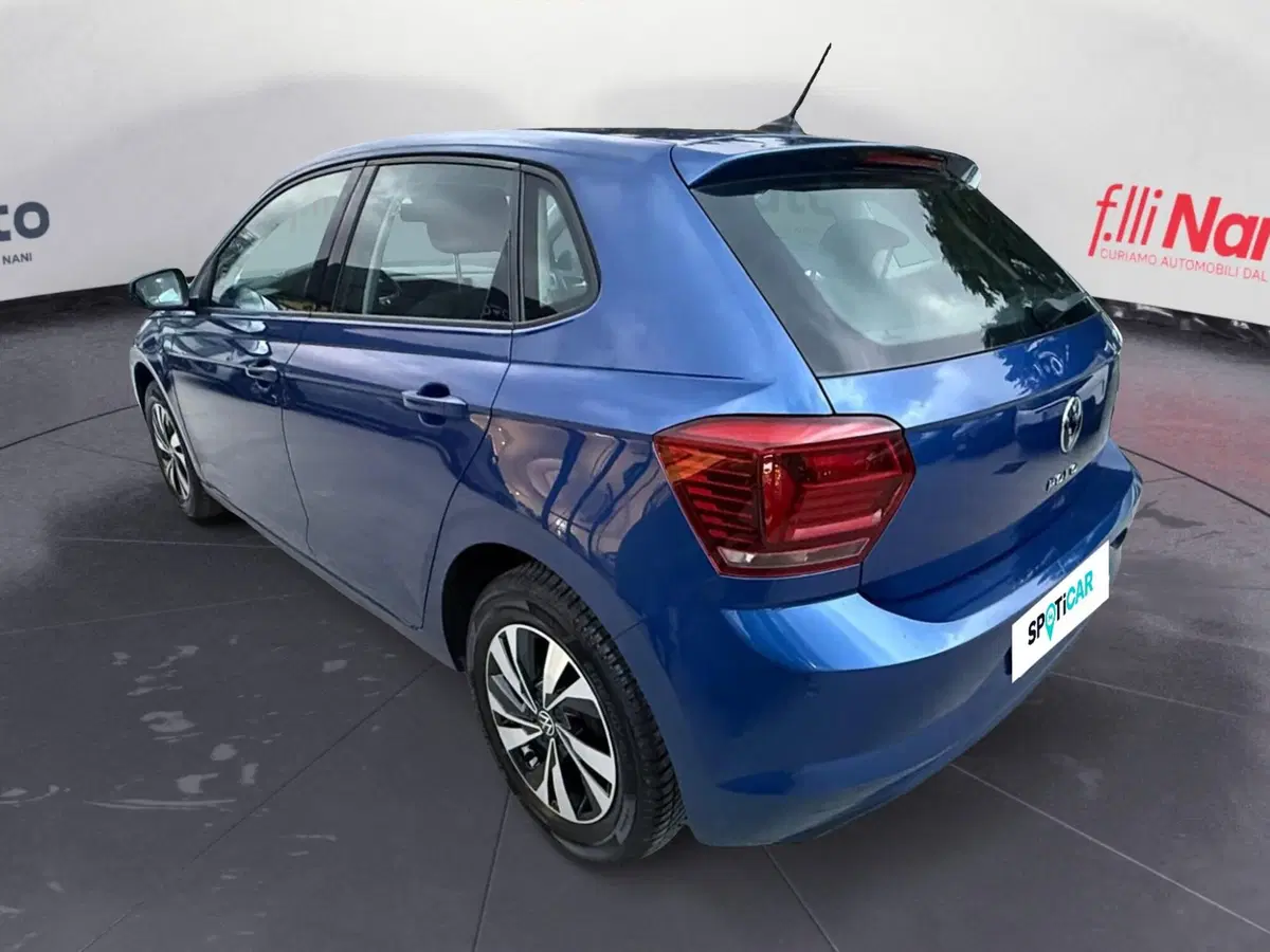 Volkswagen Polo usata a Massa-Carrara (14)