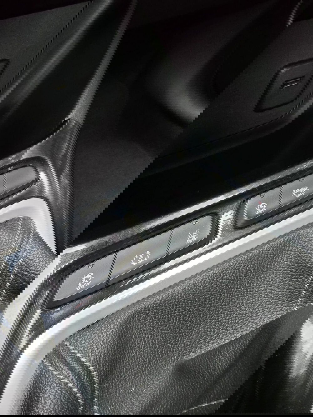 Opel Crossland X usata a Massa-Carrara (12)