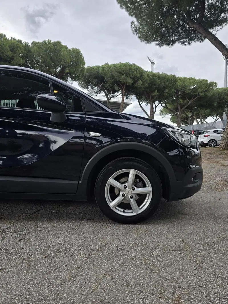Opel Crossland X usata a Massa-Carrara (15)