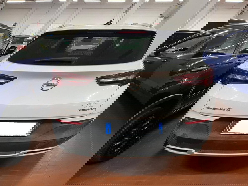 Opel Grandland X usata a Lucca (12)
