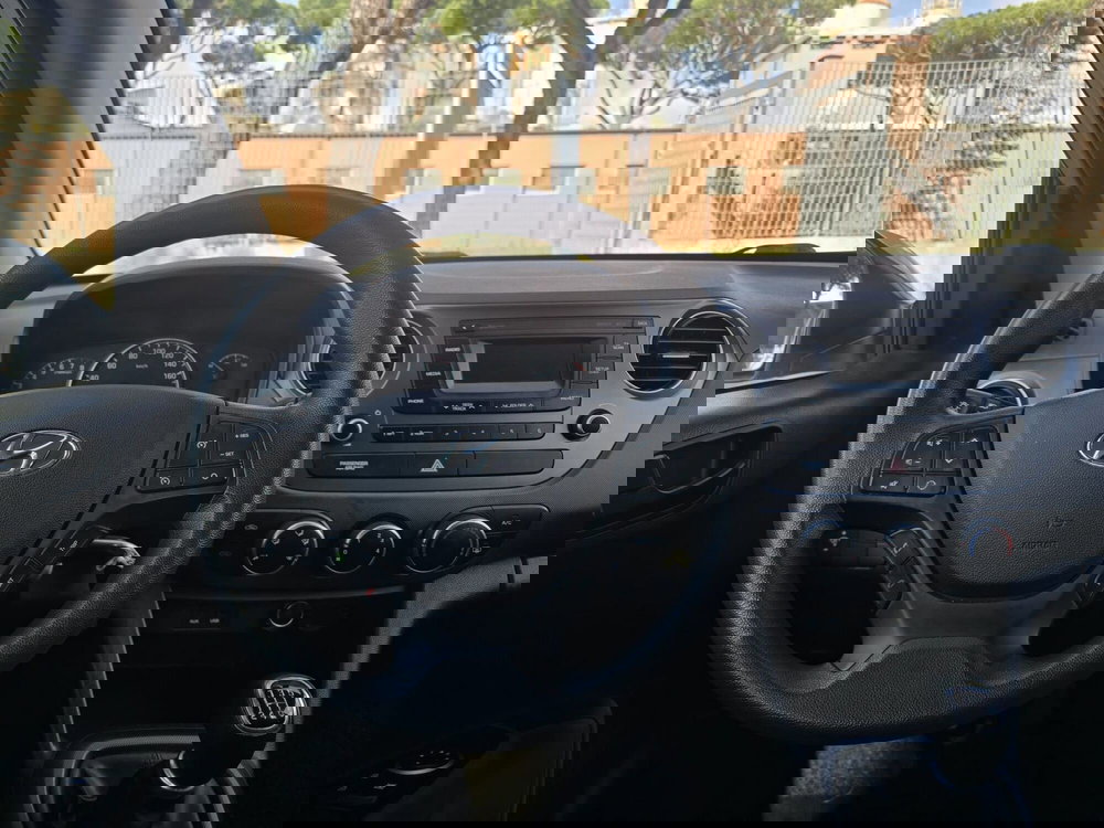 Hyundai i10 usata a Massa-Carrara (13)