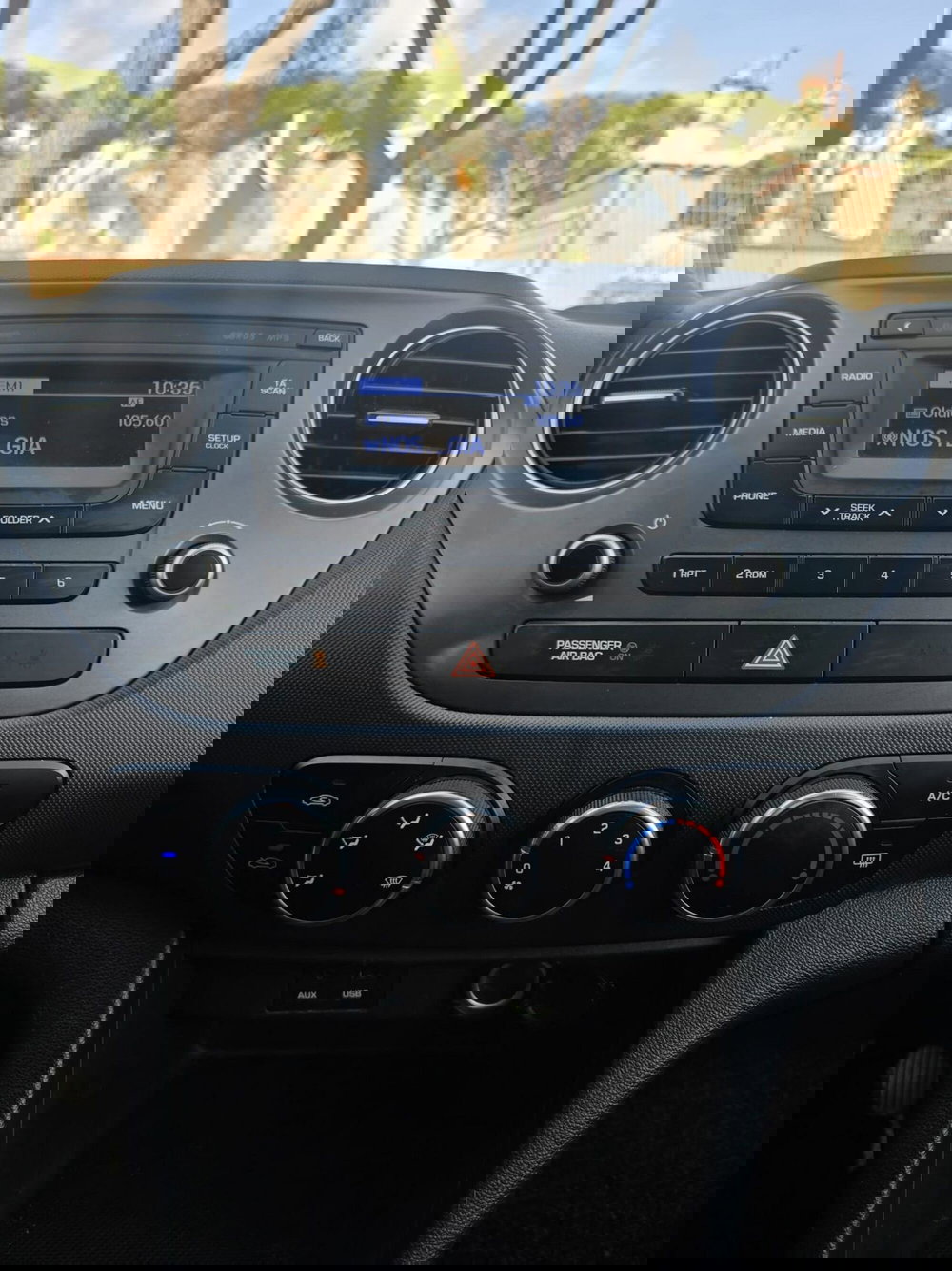 Hyundai i10 usata a Massa-Carrara (15)