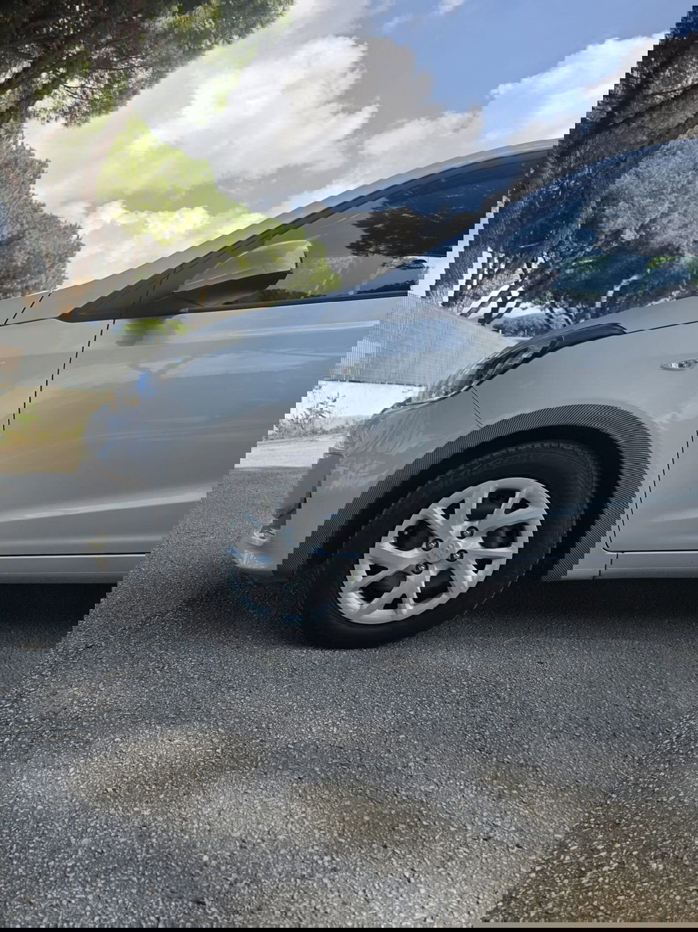 Hyundai i10 usata a Massa-Carrara (18)