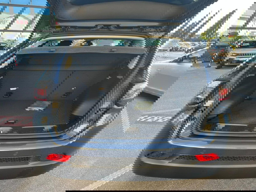 Jeep Compass nuova a Lucca (14)