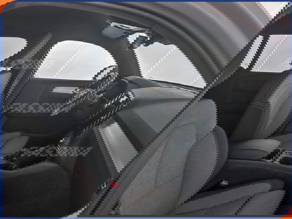 Volvo XC40 usata a Milano (13)