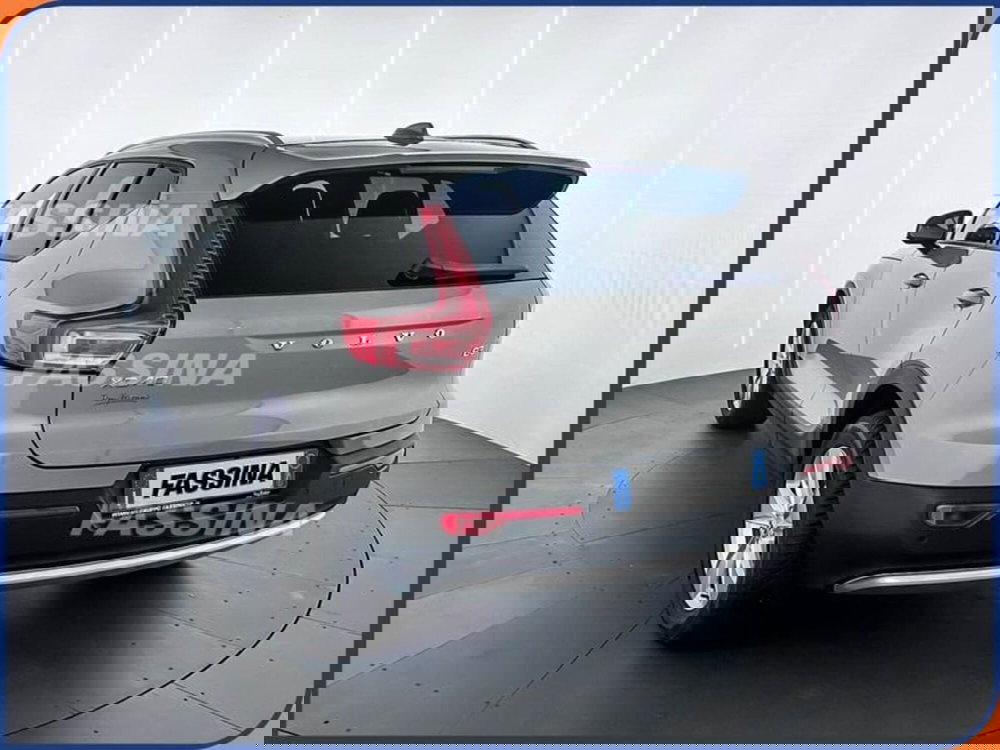 Volvo XC40 usata a Milano (4)