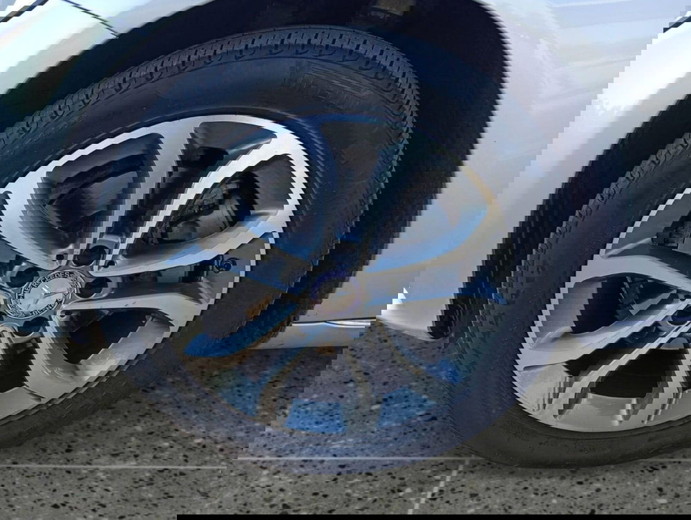 Mercedes-Benz Classe C usata a Bari (11)