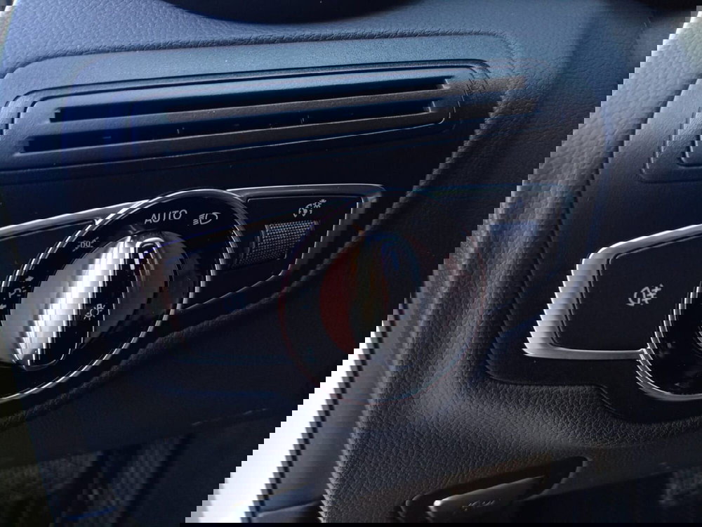 Mercedes-Benz Classe C usata a Bari (19)