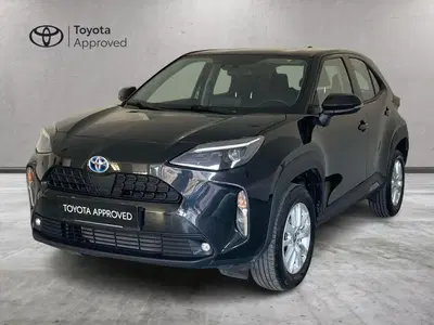 Toyota Yaris Cross 1.5 Hybrid 5p. E-CVT Active del 2022 usata a Barletta