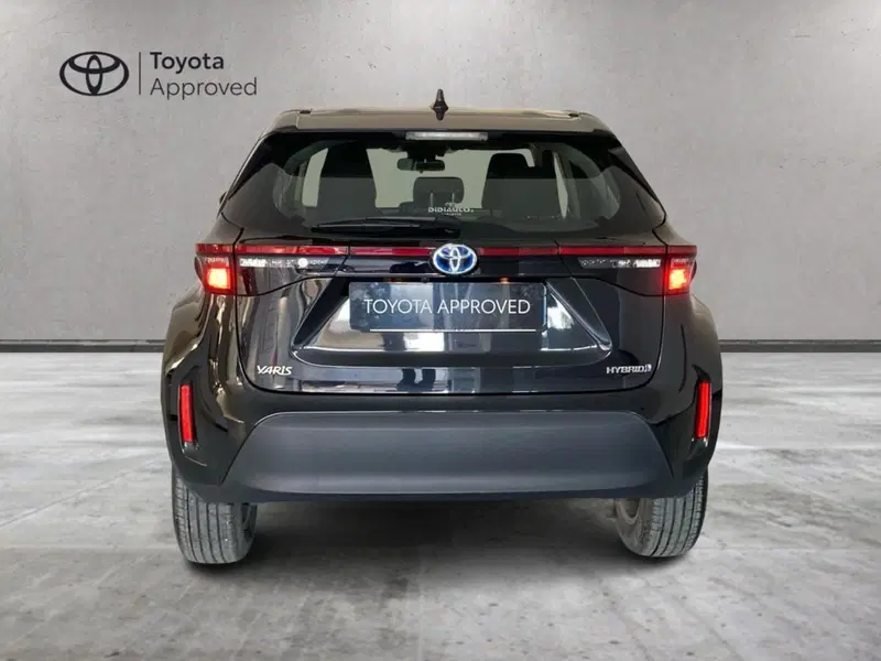 Toyota Yaris Cross usata a Barletta-Andria-Trani (12)