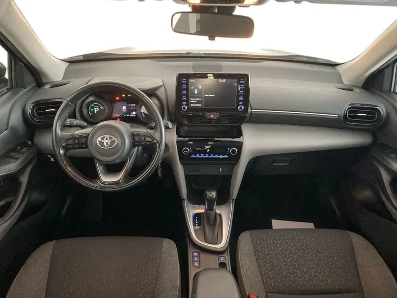 Toyota Yaris Cross usata a Barletta-Andria-Trani (16)