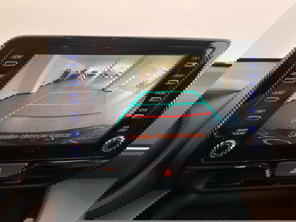 Toyota Yaris Cross usata a Barletta-Andria-Trani (18)