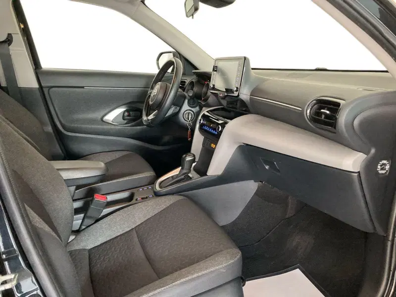 Toyota Yaris Cross usata a Barletta-Andria-Trani (19)