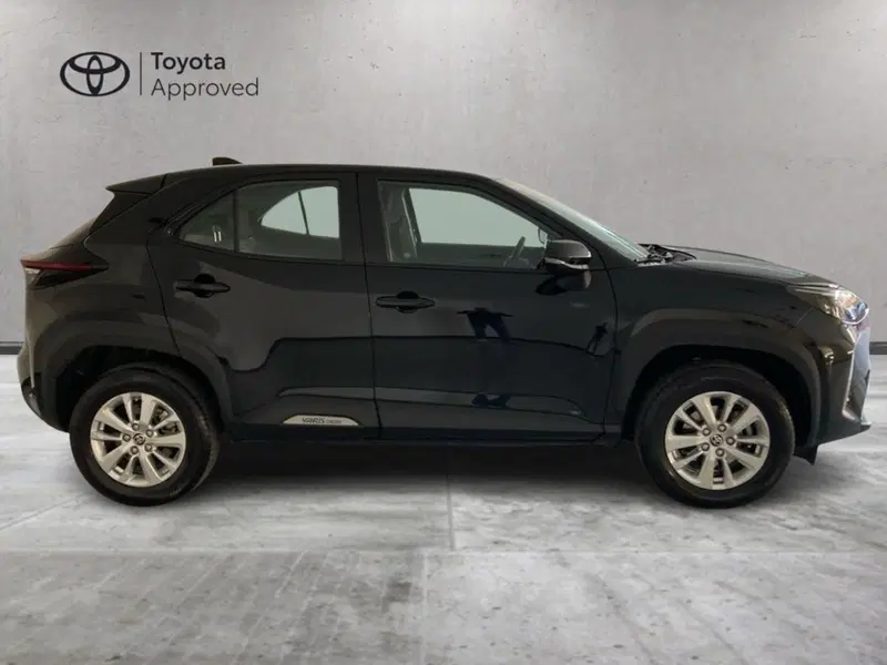 Toyota Yaris Cross usata a Barletta-Andria-Trani (4)