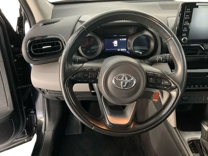 Toyota Yaris Cross usata a Barletta-Andria-Trani (8)