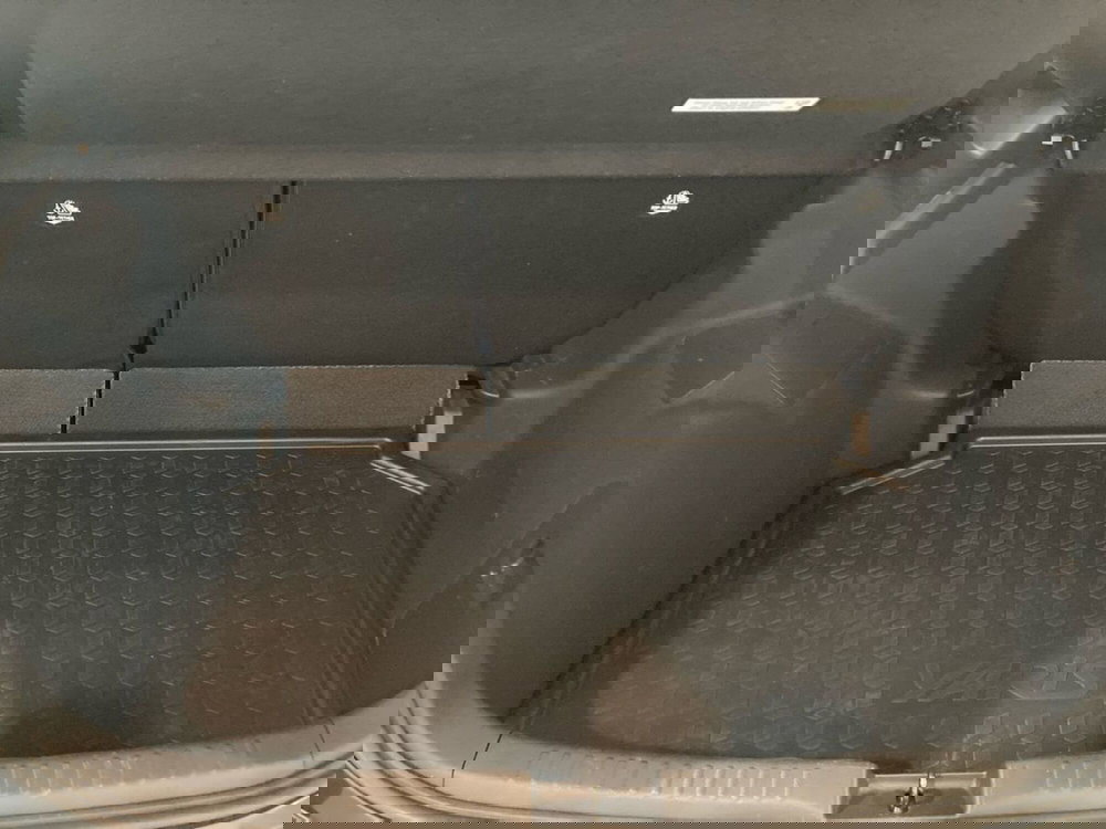 Toyota Yaris usata a Barletta-Andria-Trani (6)