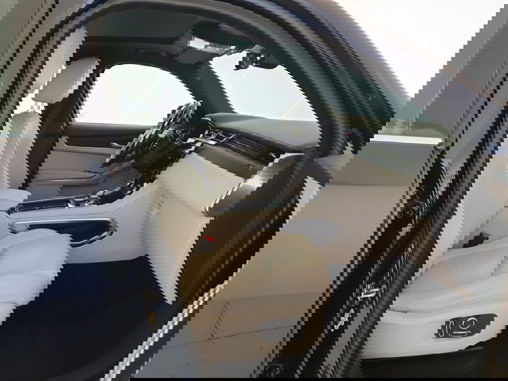 Jaguar F-Pace usata a Monza e Brianza (3)