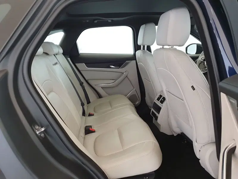 Jaguar F-Pace usata a Monza e Brianza (5)