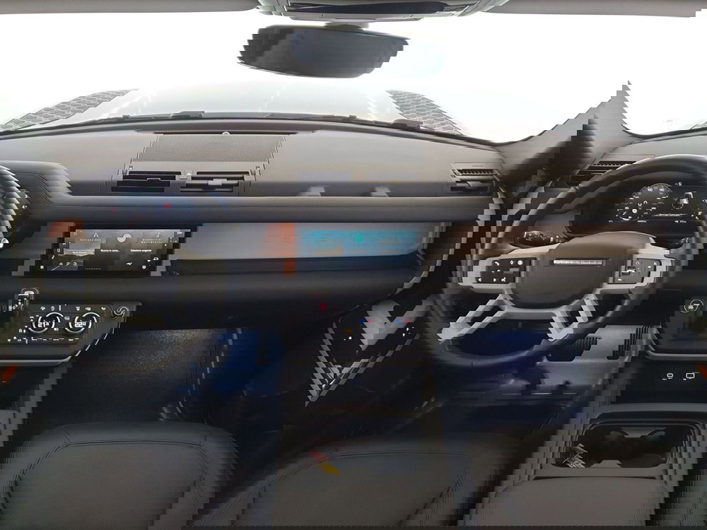 Land Rover Defender usata a Monza e Brianza (4)