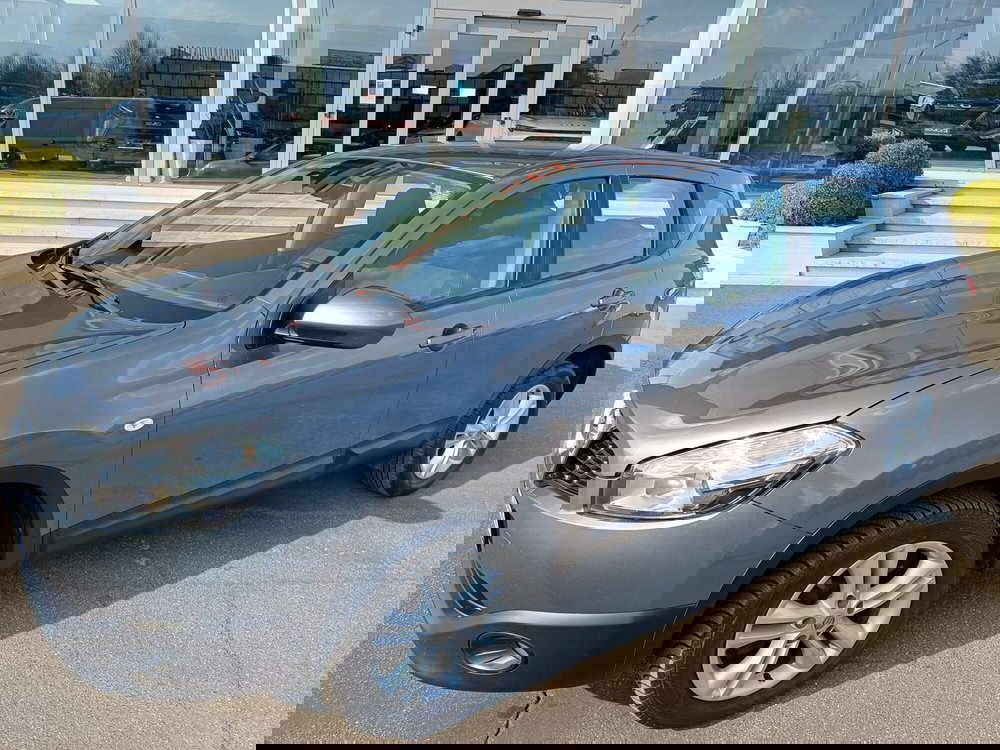 Nissan Qashqai usata a Modena (2)